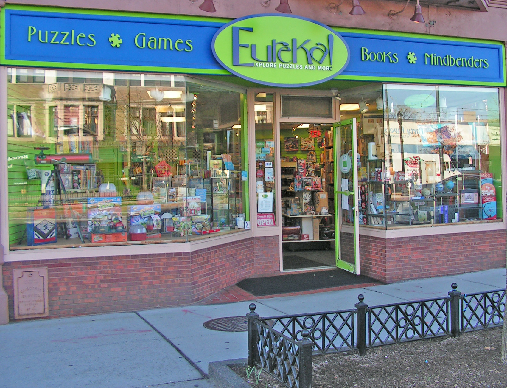 About Us Eureka! On The Spot